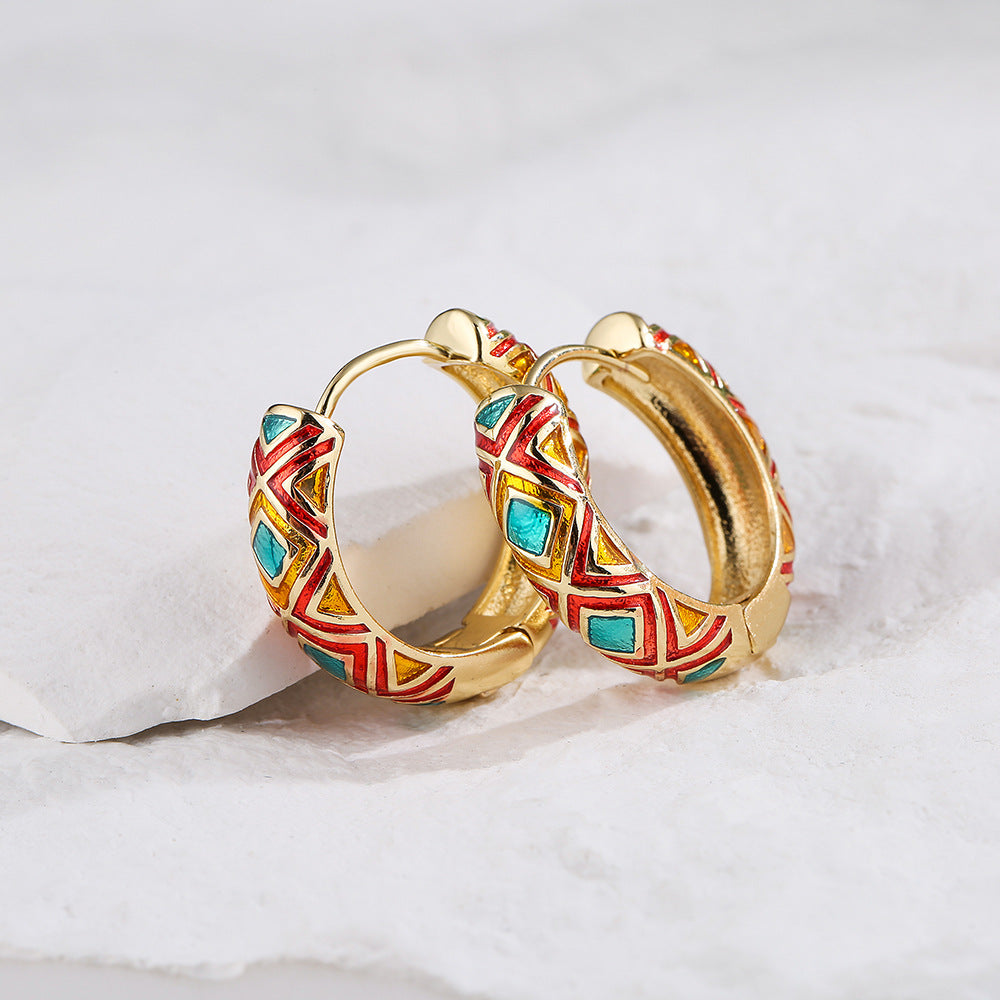 Orecchini a Cerchio Geometrici Minimalisti Retrò da Donna in Ottone Placcato Oro 18K con Finitura Smaltata