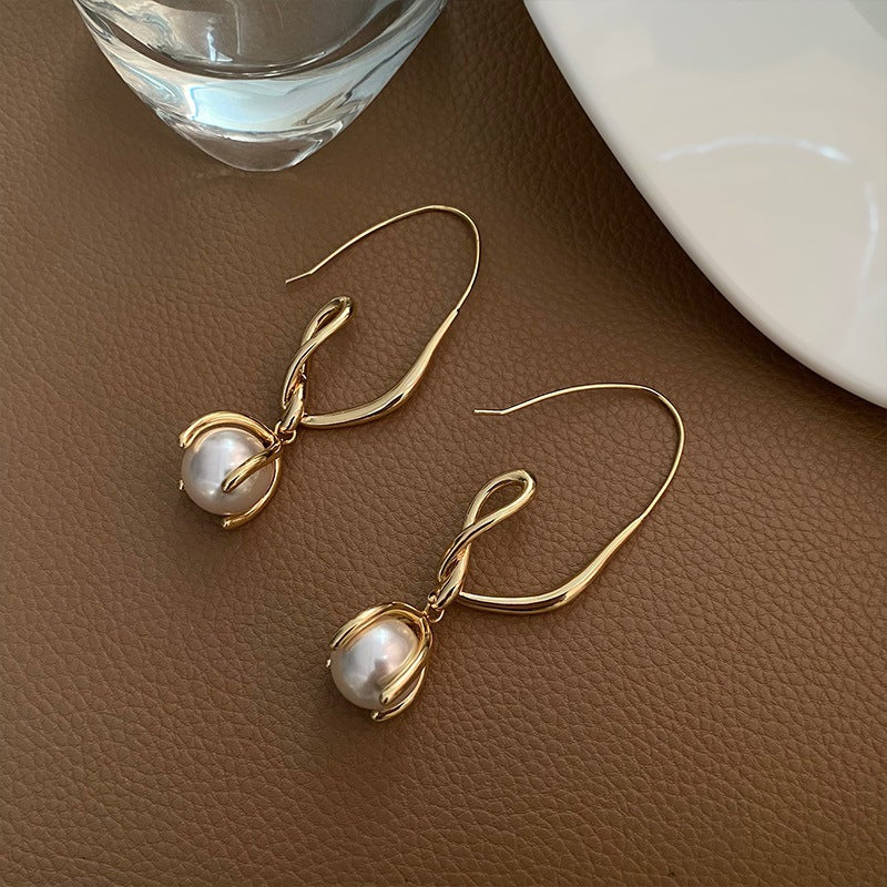 Chic Vintage Pearl Stud Earrings with Floral Bow Leaf Diamond Drop Geometric and Animal Motifs in Steel Posts