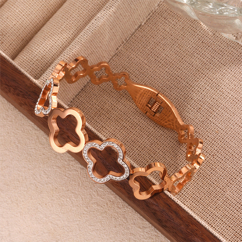 Elegant 18K Gold Plated Geometric Round Titanium Steel Bracelet