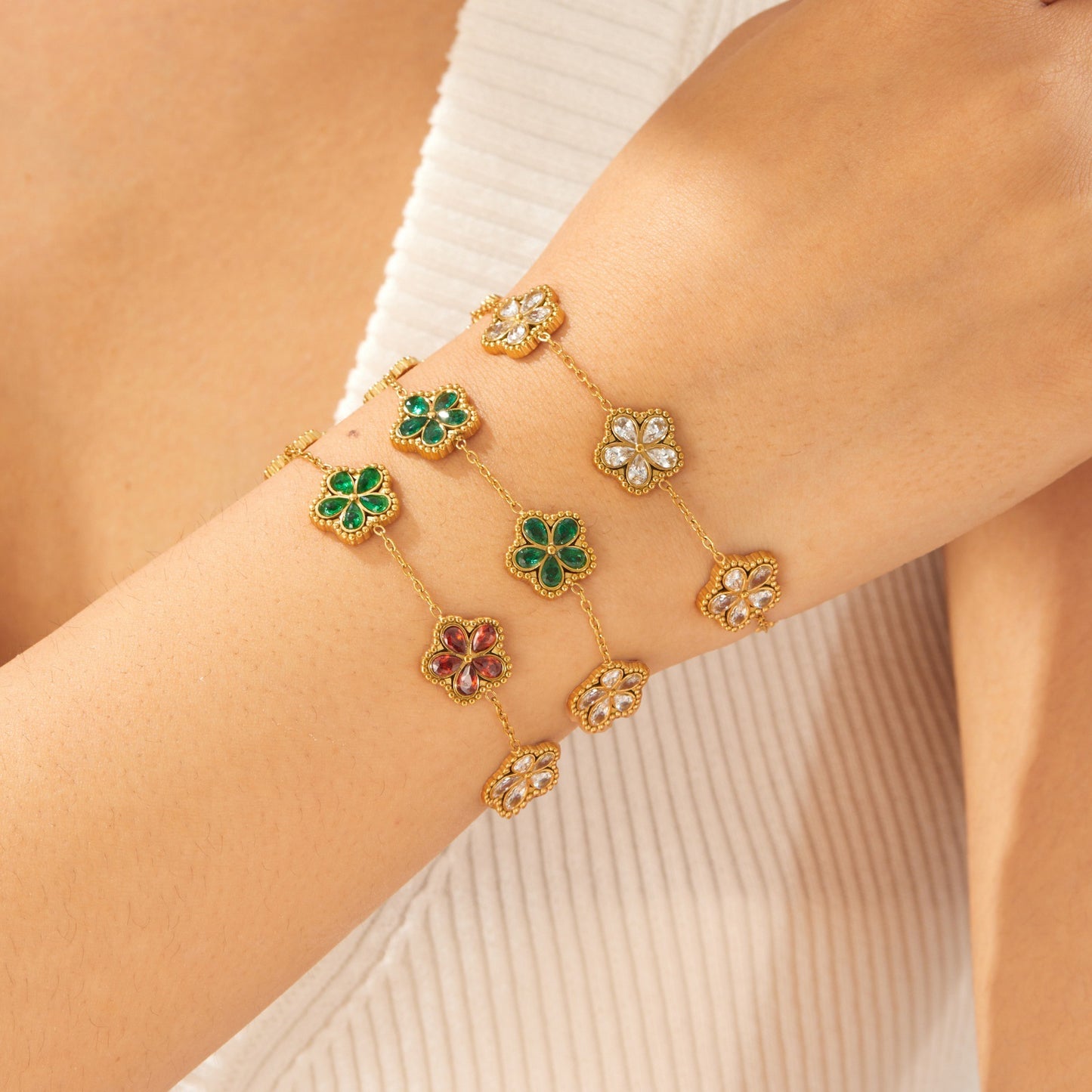 Sweet Gold Plated Stainless Steel Floral Cubic Zirconia Bracelet
