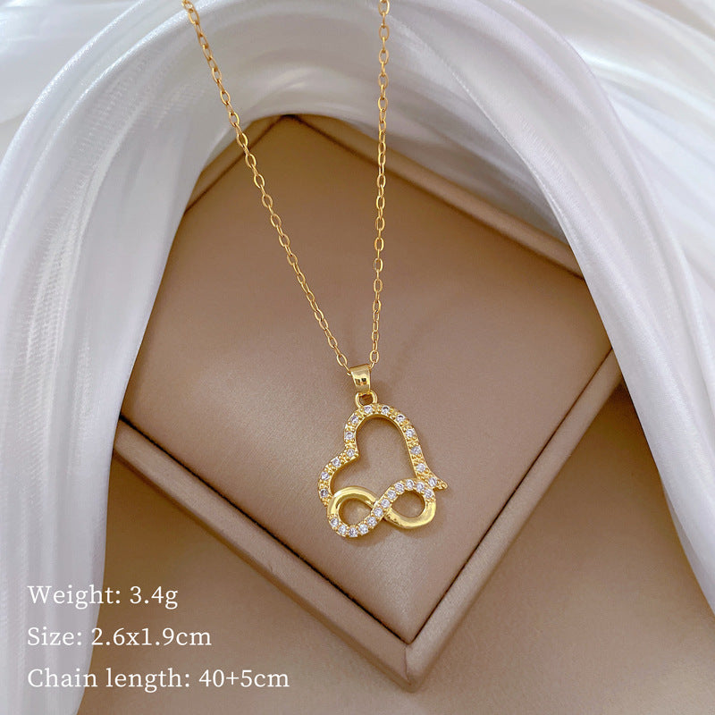 Collar con colgante de nariz de corazón en forma de 8 de acero de titanio de lujo para mujer con incrustaciones completas de diamantes de imitación, elegante cadena de clavícula
