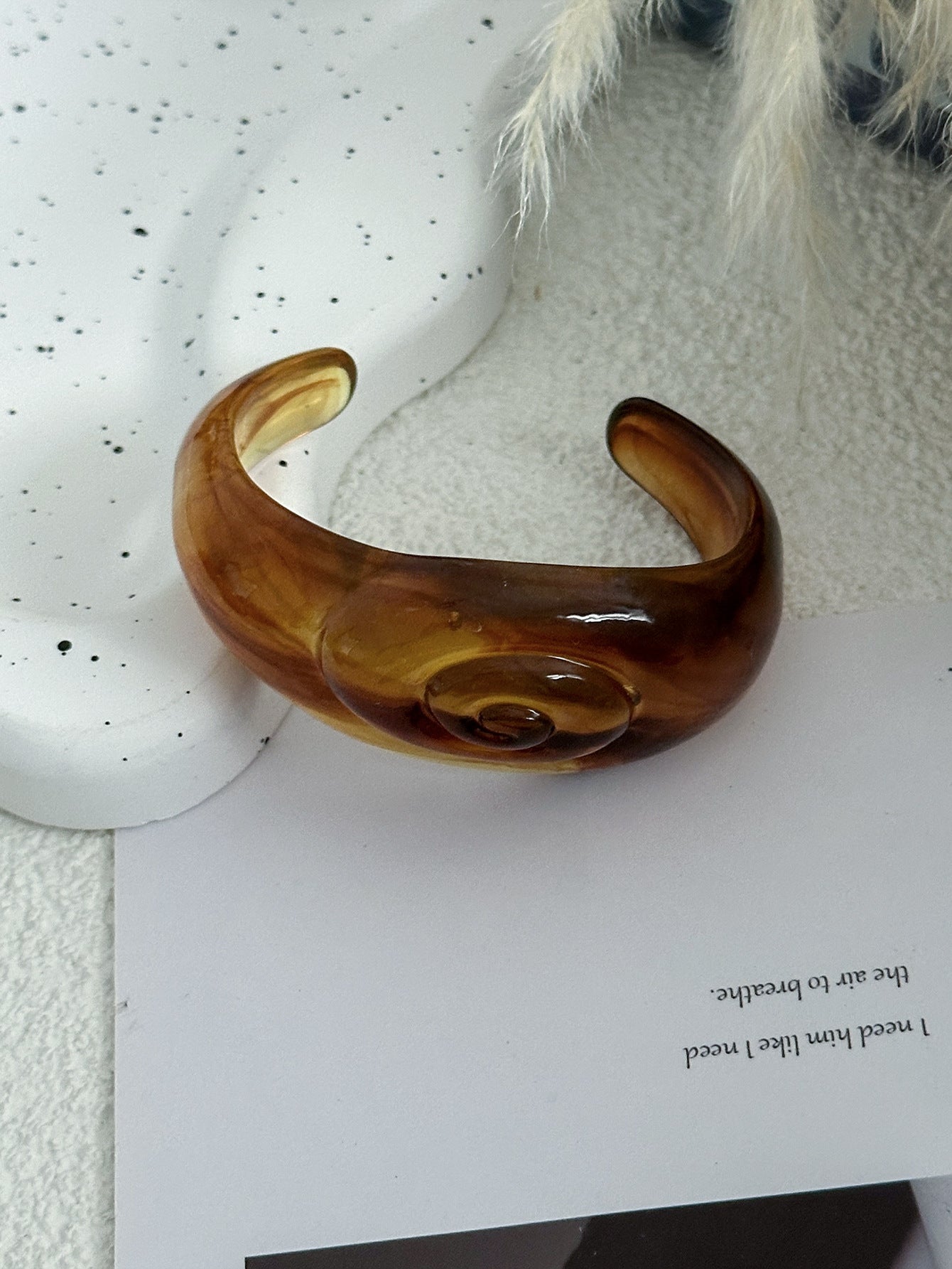 Vintage Geometric Acrylic Drip Oil Bracelet with Abstract Curved Texture