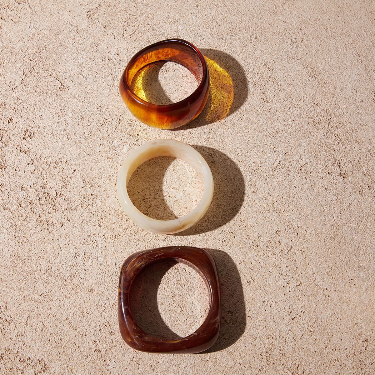 Bracciale Largo Irregolare da Donna in Resina con Placcatura in Acciaio Inossidabile, Design Geometrico e Ovale, Accessorio alla Moda in Stile Ufficio