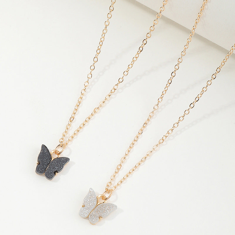 Collar con colgante de mariposa dulce para niñas, cadena de caja de aleación con forma de corazón con detalles hechos a mano, estilo princesa