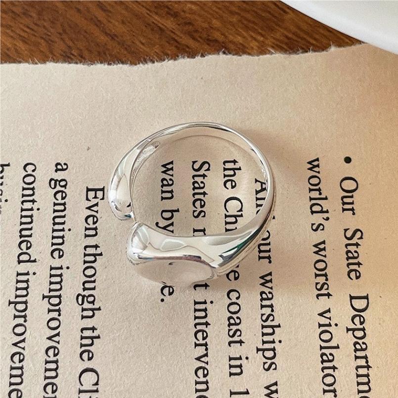 Minimalist Geometric Heart-Shaped 925 Sterling Silver Ring for Women with Plated Finish