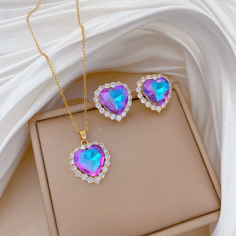 Cartoon Style Heart-Shaped Plated Copper Necklace Set with Ear Studs for Women and Men, Dainty Clavicle Chain Featuring Full Rhinestone Inlay and Fresh Sweet Aesthetic