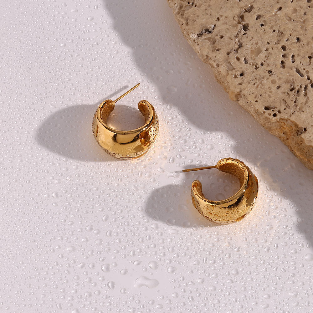 Pendientes de Aro Geométricos Minimalistas de Lujo de Acero Inoxidable con Chapado en Oro de 18K y Diseño Hueco Facetado para Mujer