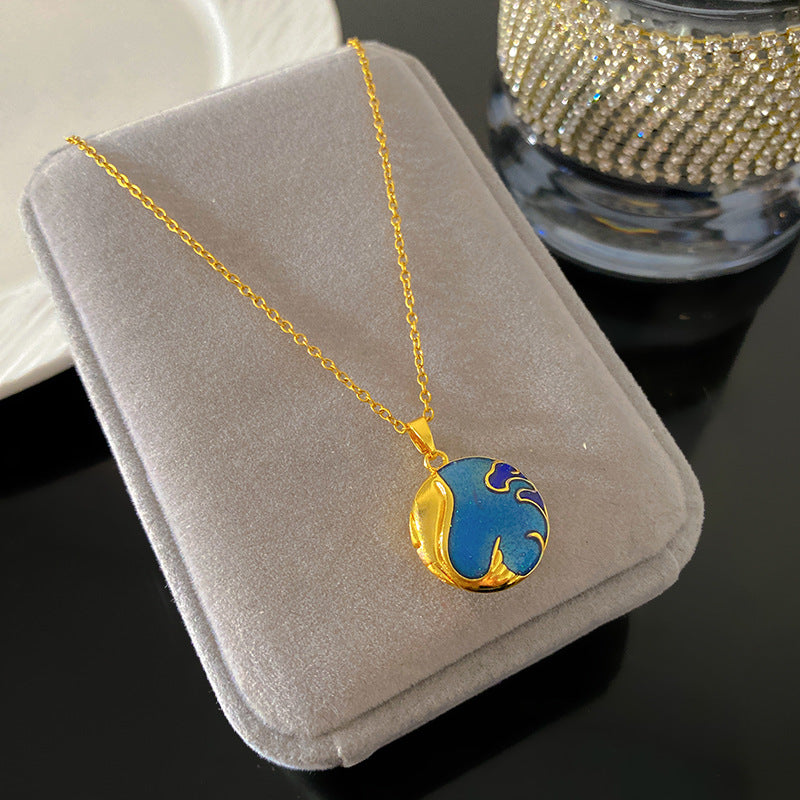 Vintage Drip Oil Floral Heart Oval Pendant Gold Plated Brass Necklace for Women