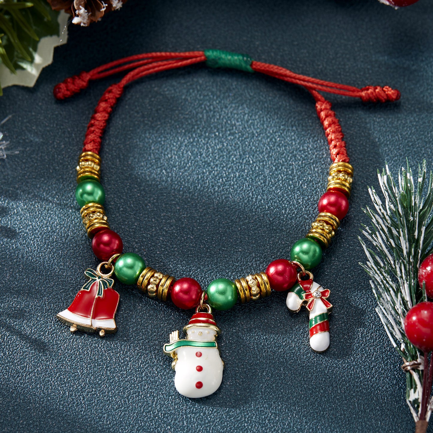 Pulsera de Navidad Ajustable Hecha a Mano con Dijes de Papá Noel y Copo de Nieve, Diseño Geométrico de Aleación, Accesorio Festivo para Fiestas