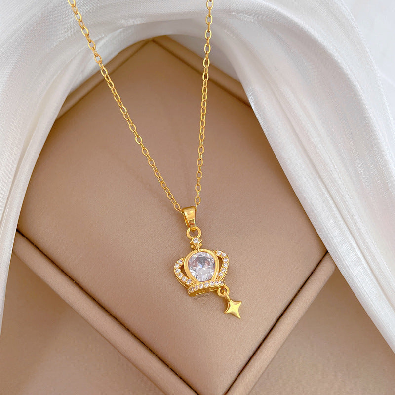 Collar con colgante de lujo estrella corona diamantes de imitación cadena de acero titanio estilo celestial