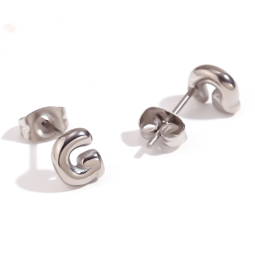 Orecchini a perno da donna con lettera geometrica moderna minimalista in acciaio al titanio placcato oro 18K