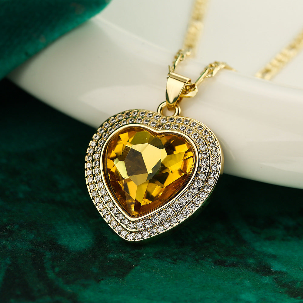 Collana con Pendente a Cuore Minimalista alla Moda in Rame con Accenti di Zirconi per Donna