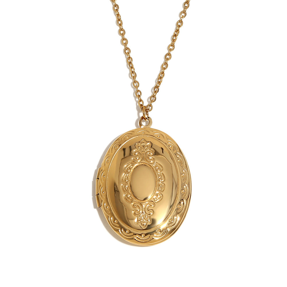 Fashionable Minimalist Geometric Daisy Pendant Necklace for Women Stainless Steel with 18K Gold Plating Double-Sided Mirror Locket