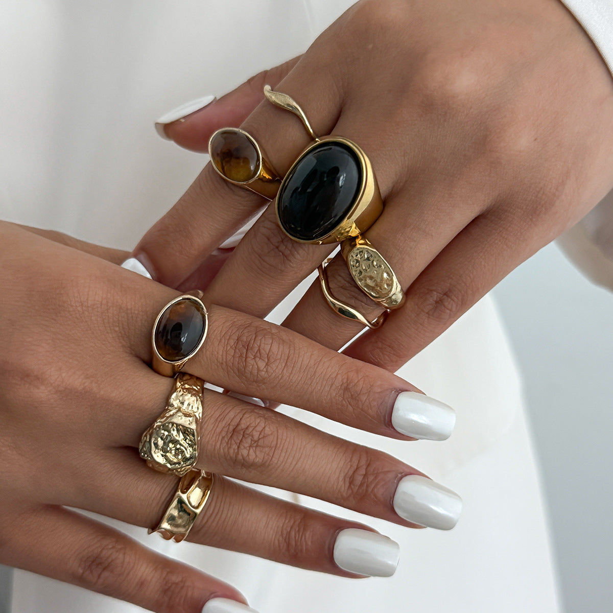 Vintage Luxury Oval Geometric Gemstone Plated Zinc Alloy Open Ring for Women