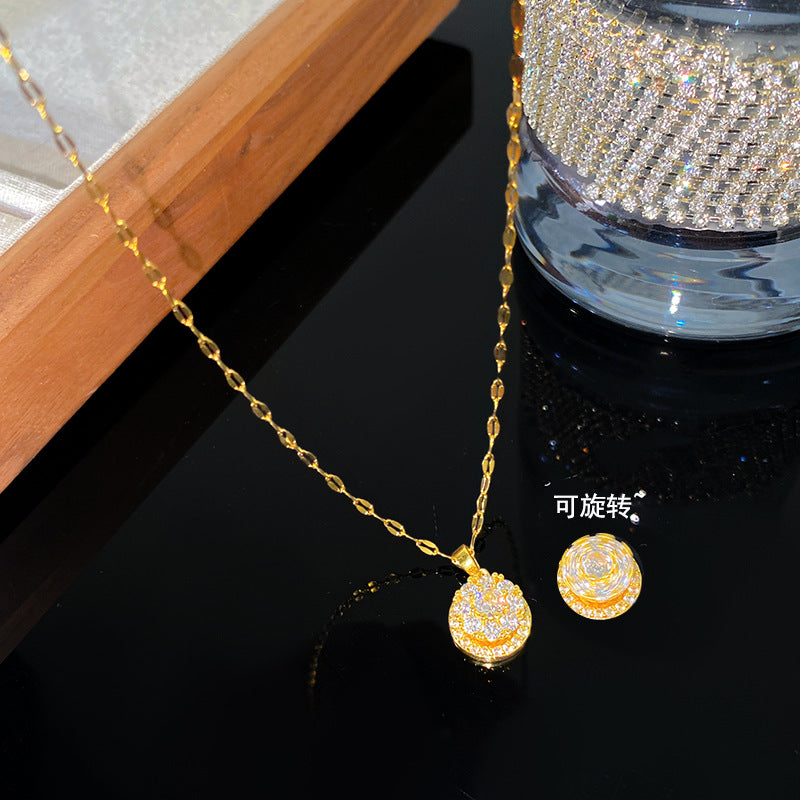Sweet Sporty Rotatable Cubic Zirconia Floral Titanium Steel Necklace for Women