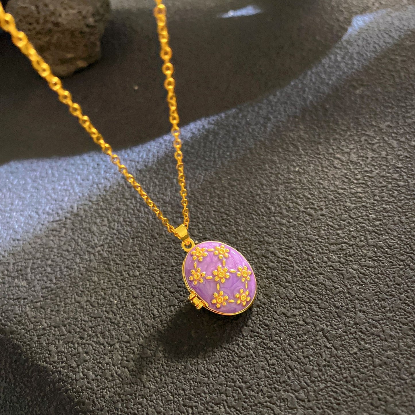 Vintage Elegant Geometric Leaf Teardrop Drip Oil Cubic Zirconia Necklace with 18K Gold Plated Brass Pendant on Titanium Steel Cable Chain for Women