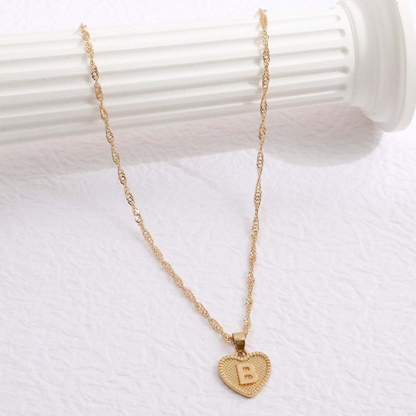 Minimalist Heart Letter Zinc Alloy Plated Necklace Singapore Chain Women