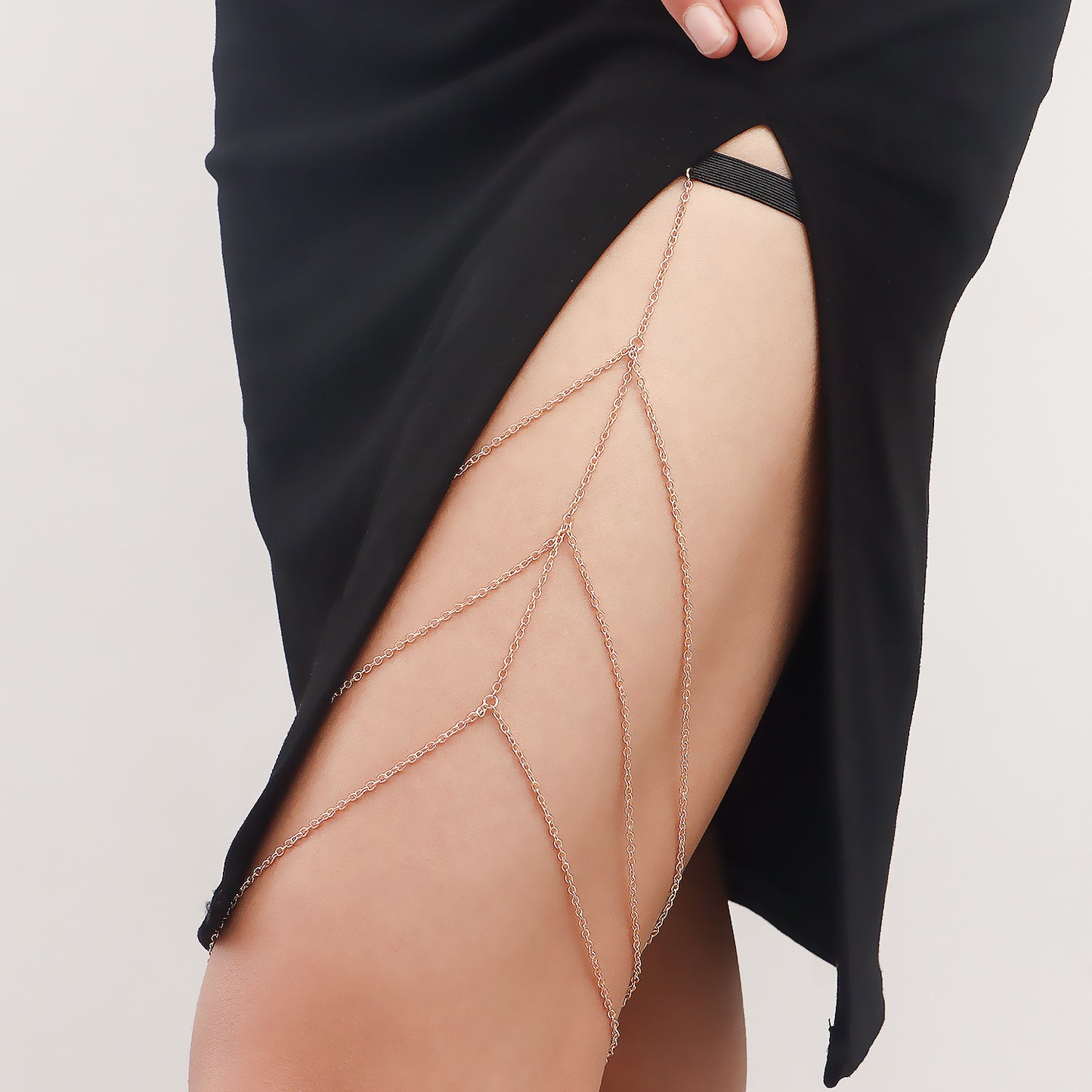 Stretchable Geometric Anklet Body Chain for Women Alloy with Electroplating Finish Fashionable Casual Leg Chain