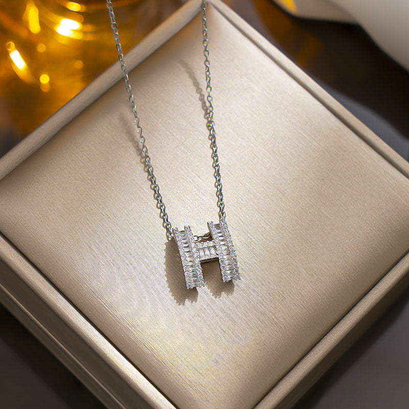 Minimalist Oval H Letter Pendant Necklace for Women Stainless Steel Chain with Enamel Finish and Rhinestone Inlay