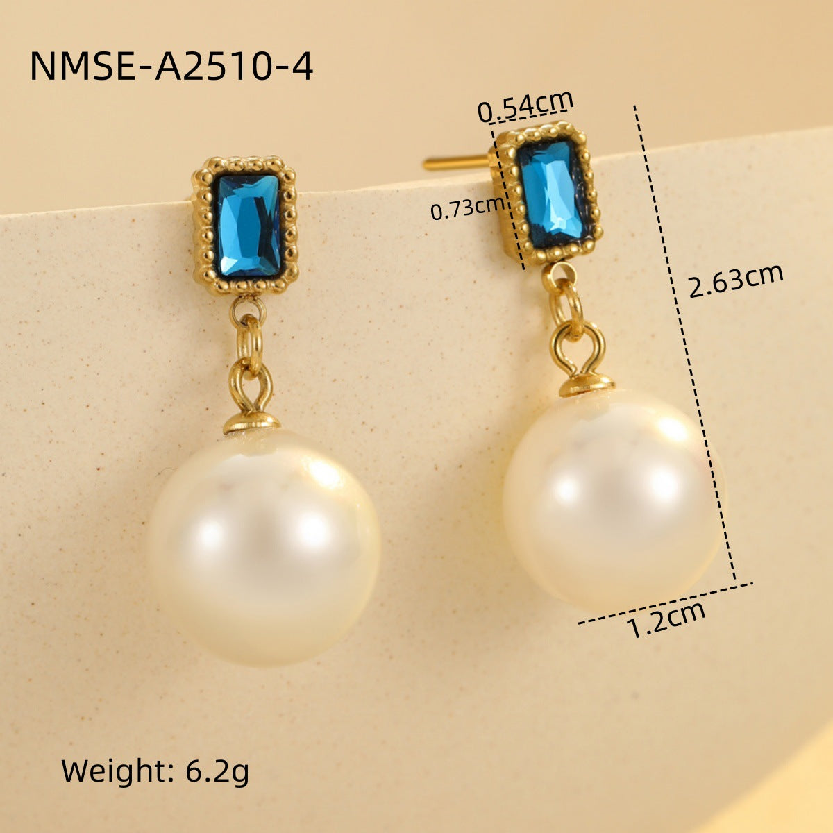 Orecchini da donna alla moda in acciaio inossidabile con motivi floreali e geometrici, intarsi di strass e placcatura in oro