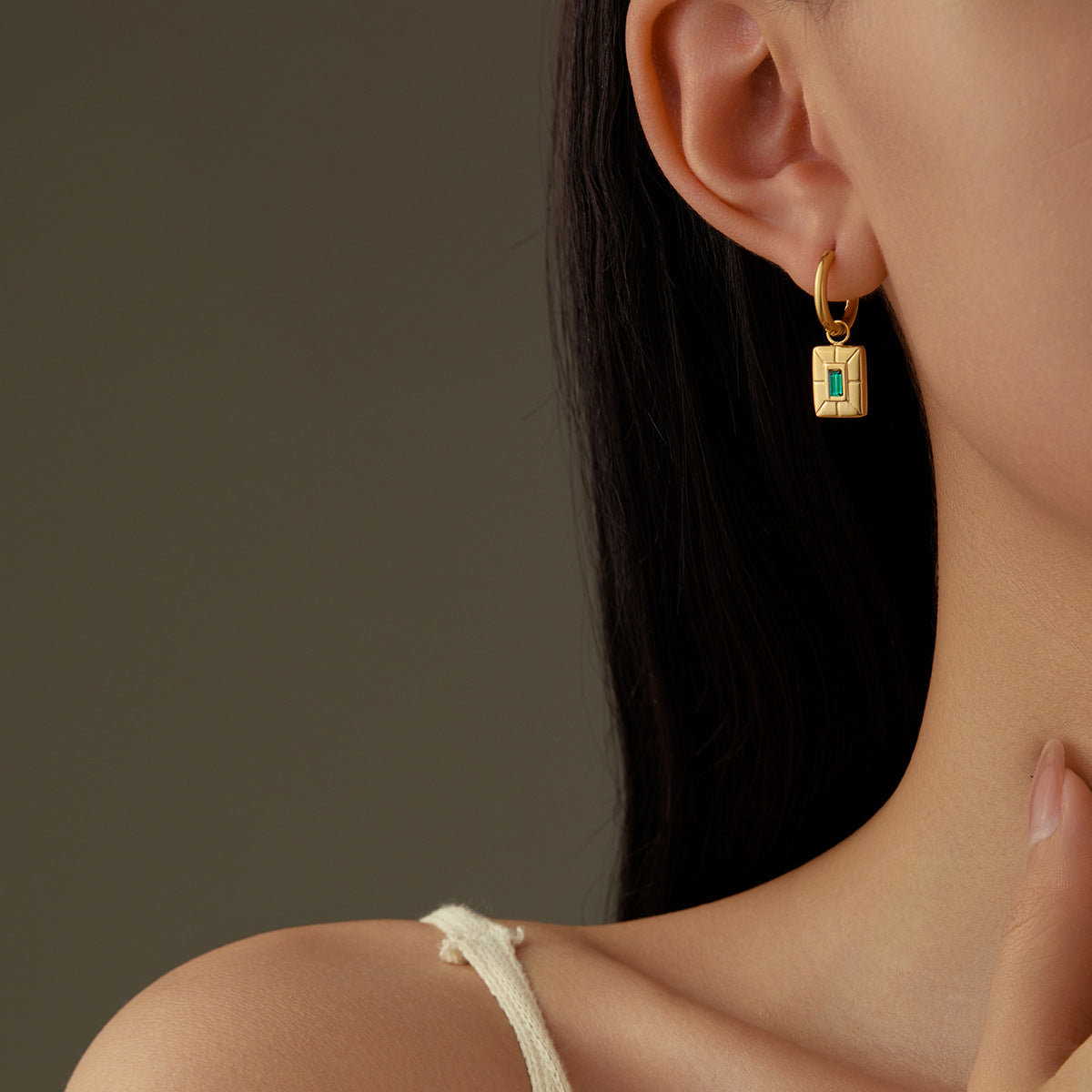 Minimalist Square Zirconia Titanium Steel Stud Earrings for Women with Plating Finish