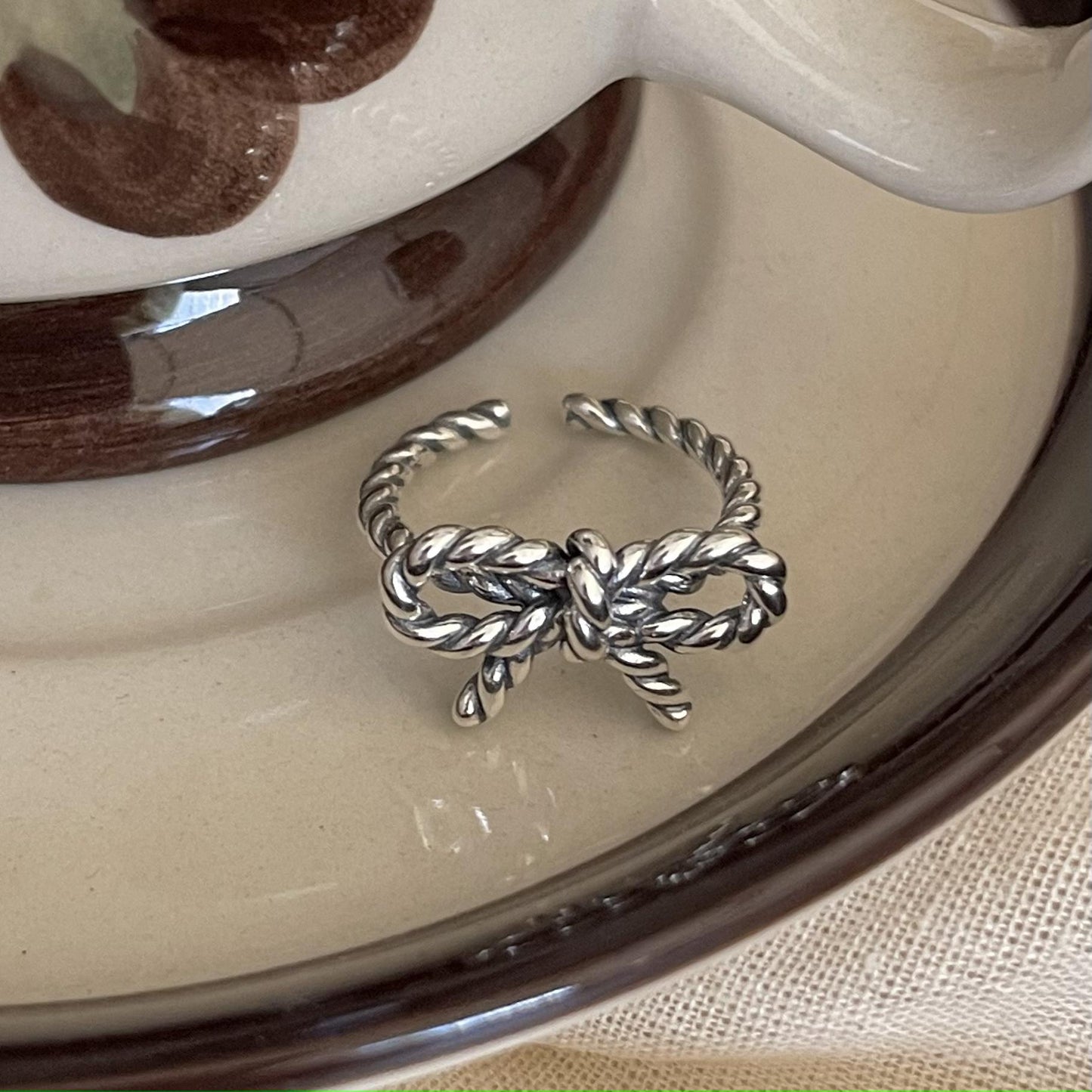 Anello Vintage Dolce in Argento Sterling 925 con Fiocco a Cuore