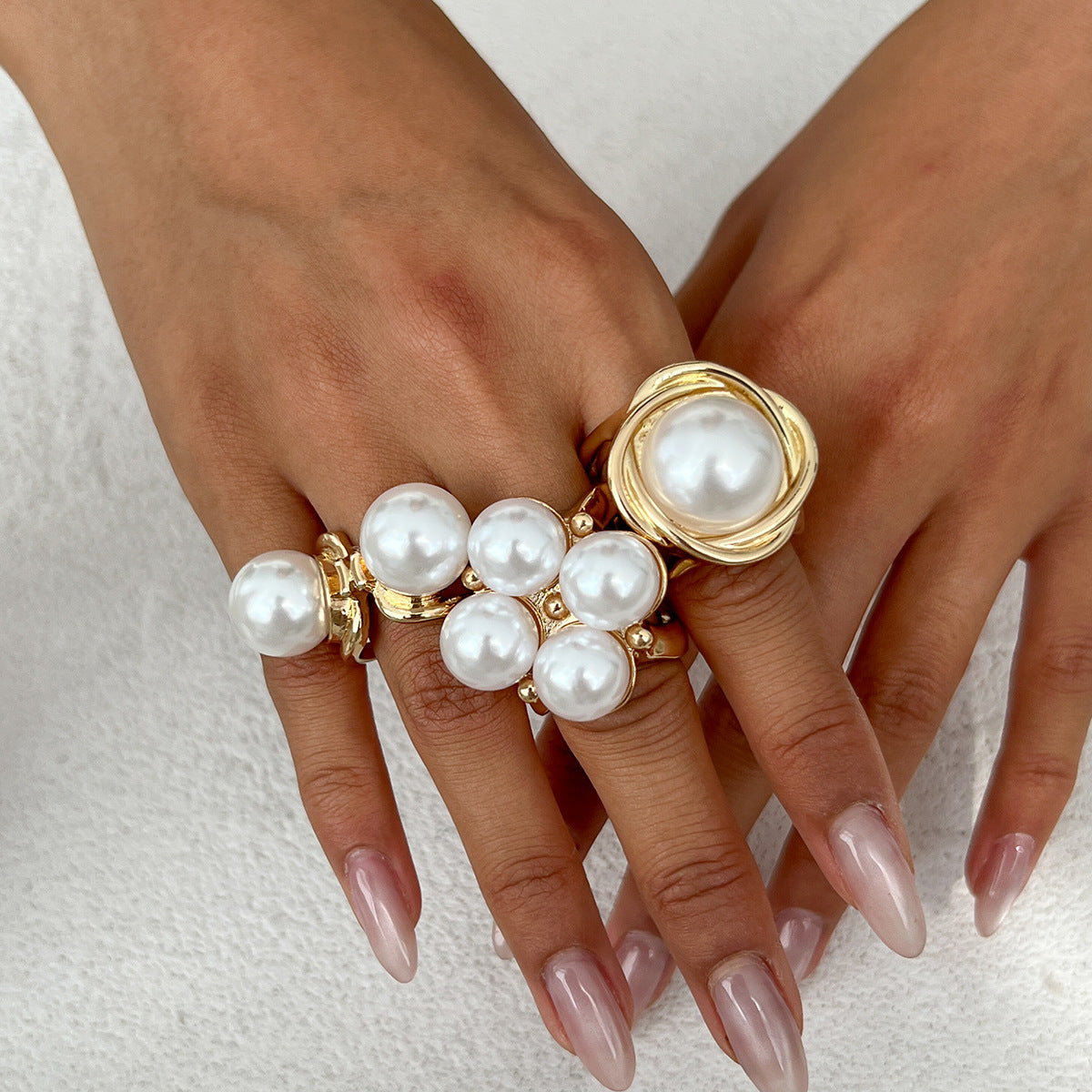 Vintage Geometric Hollow Imitation Pearl Plated Alloy Ring Set for Women