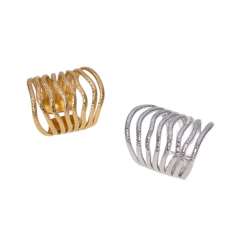 Minimalist Geometric Stainless Steel Ring with Vacuum Plated 18K Gold Finish Titanium Steel Band Fashionable Fade-Resistant Women's Ring