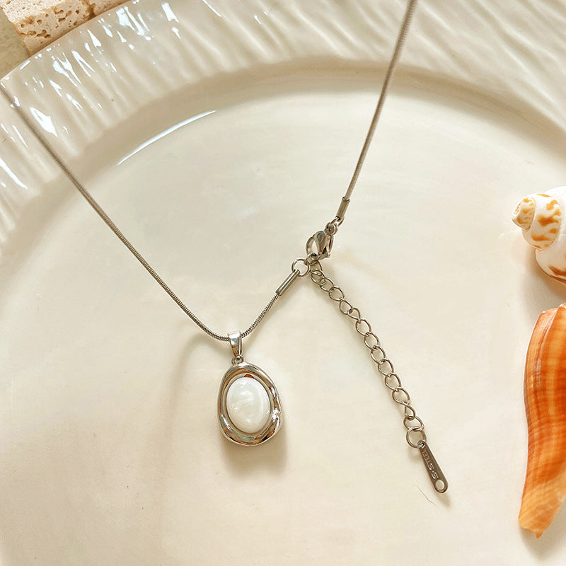 Vintage Elegant Round Geometric Pearl Brass Pendant Titanium Steel Plated Necklace Snake Chain