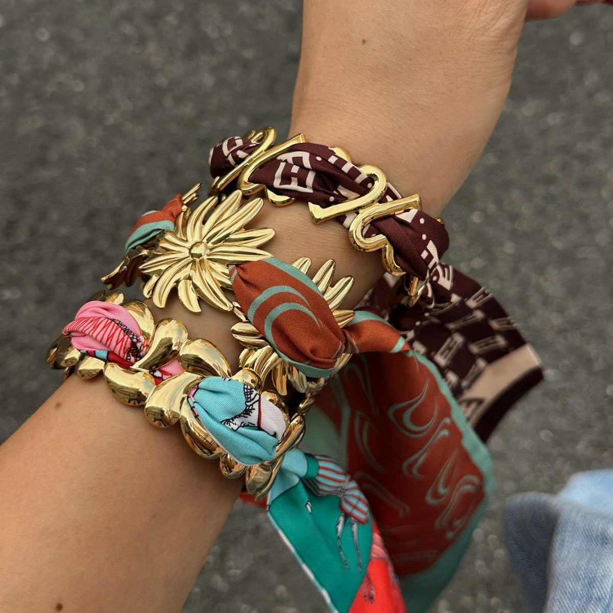 Bracciale rigido in acciaio inossidabile placcato vintage etnico con cuore geometrico