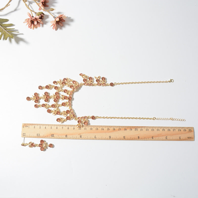 Elegante set collana e orecchini con placcatura floreale in lega e catena per donna