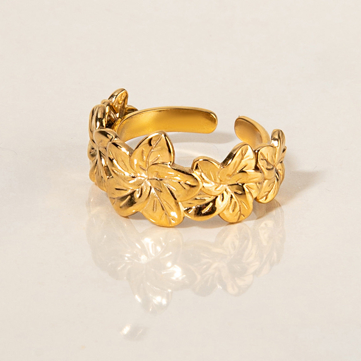Floral Geometric Titanium Steel Ring for Women with Plating Finish, Hypoallergenic Stainless Steel Fashion Jewelry