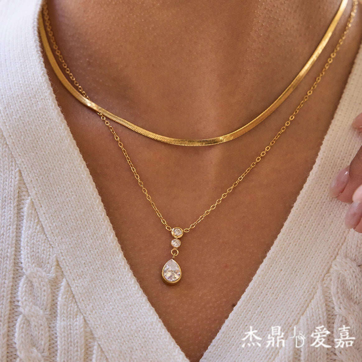 Elegant 18K Gold Plated Teardrop Geometric Stainless Steel Necklace with Cubic Zirconia for Women