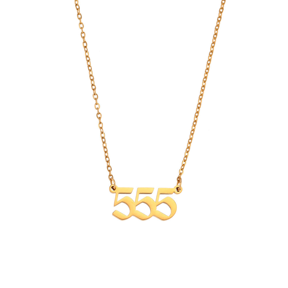 Collar Minimalista con Colgante de Acero Inoxidable Galvanizado con Número de Tres Dígitos y Cadena Ajustable para Mujer