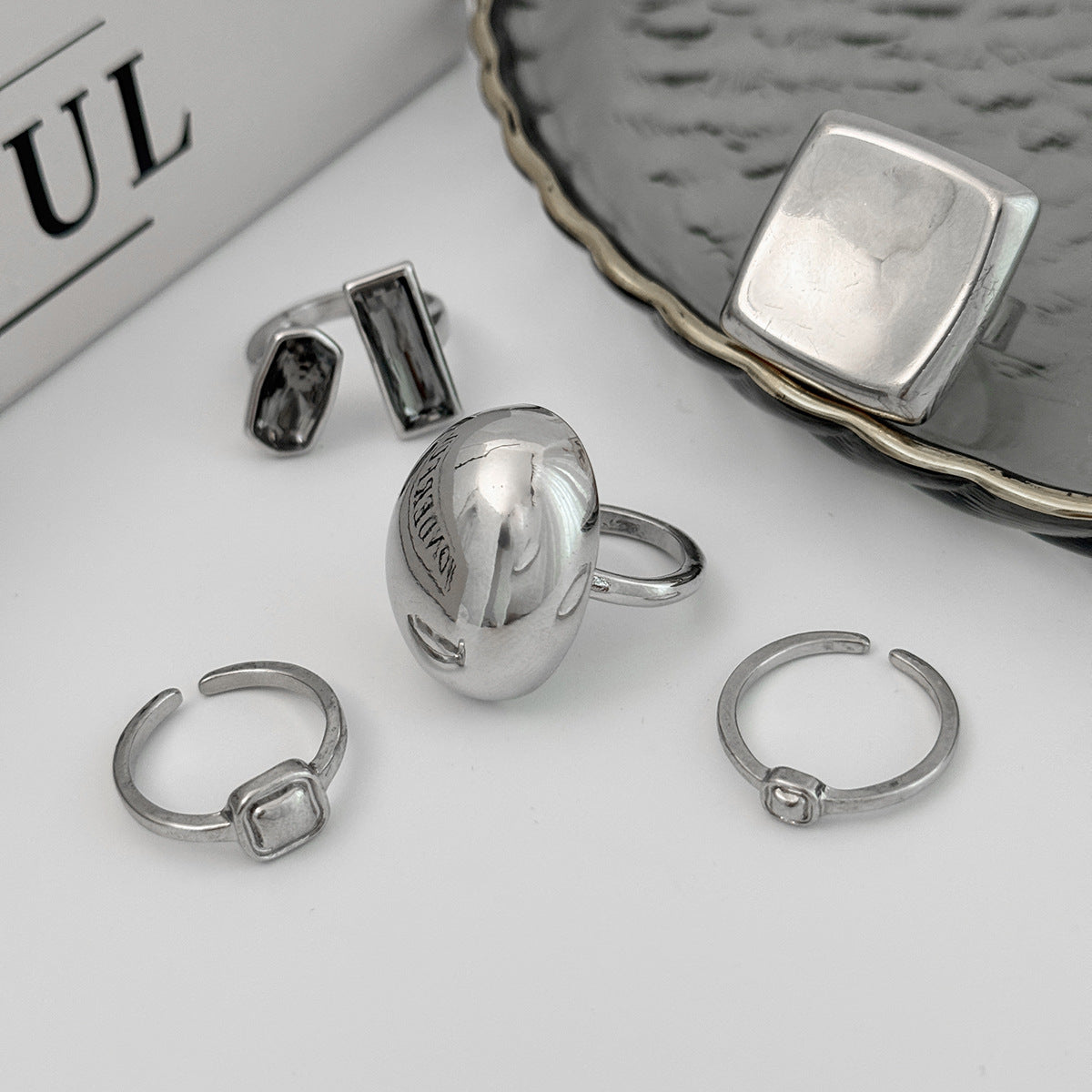 Minimalist Geometric Square Zinc Alloy Plated Ring for Women