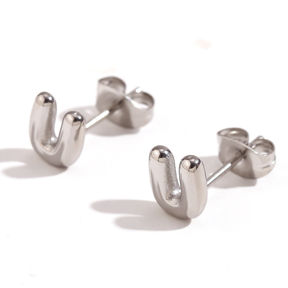 Orecchini a perno da donna con lettera geometrica moderna minimalista in acciaio al titanio placcato oro 18K