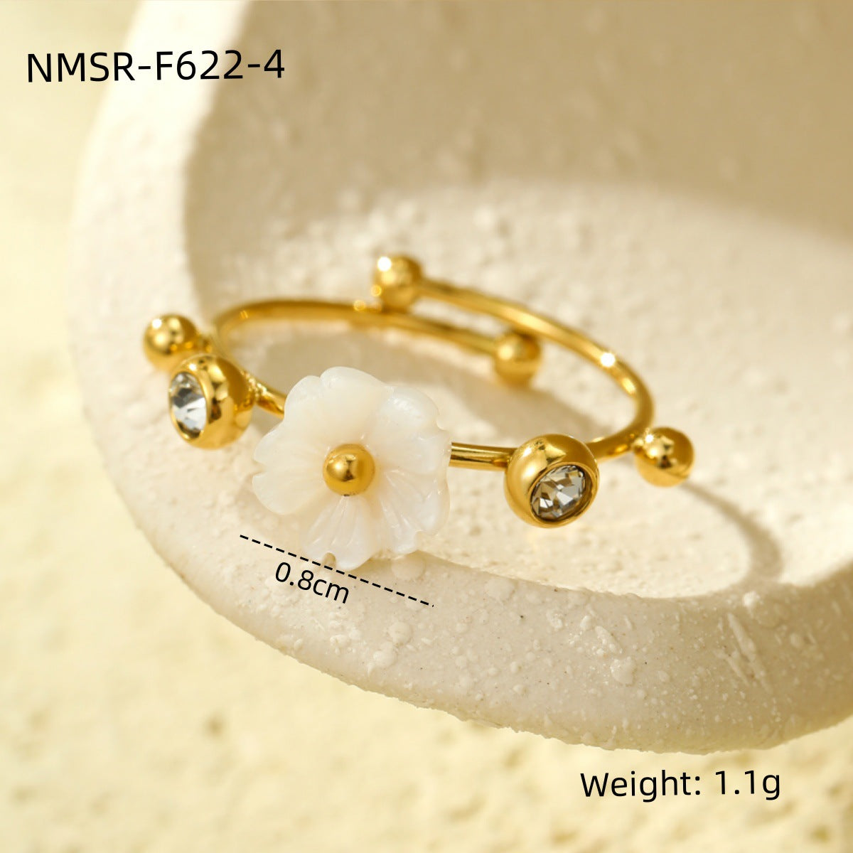Anello Elegante in Acciaio al Titanio a Forma di Fiore con Placcatura in Oro 18K e Intarsio di Zirconi per Donna