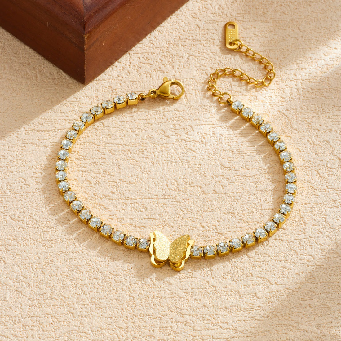 Elegant Minimalist Gold Plated Stainless Steel Butterfly Rhinestone Bracelet for Women
