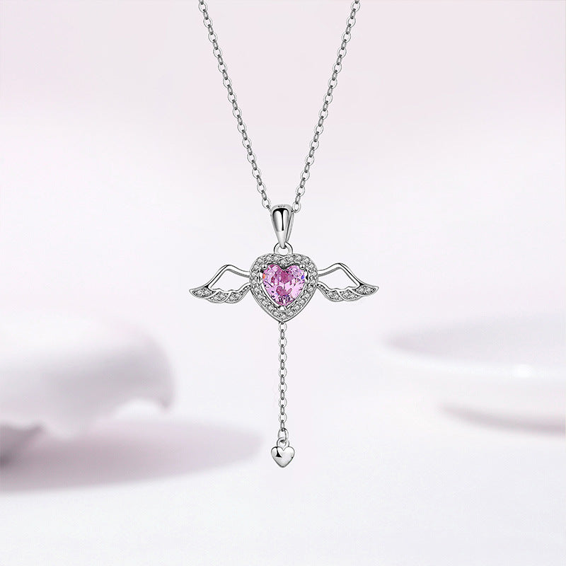 Original Design Heart-Shaped Titanium Steel Pendant Necklace with Plated Finish for Women and Men, Clavicle Chain Style Valentine's Day or Birthday Gift