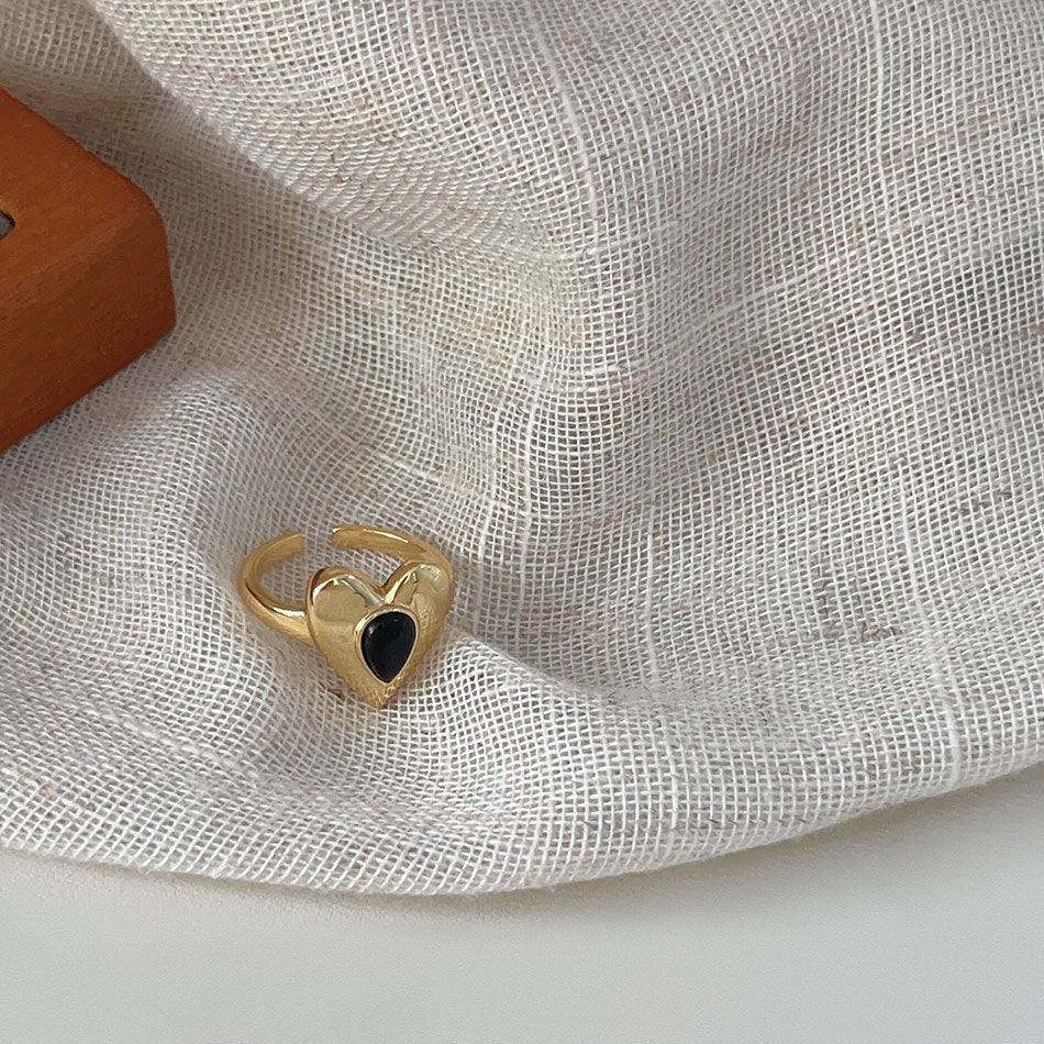 Minimalist Heart-Shaped 925 Sterling Silver Ring with Black Onyx Inlay for Women