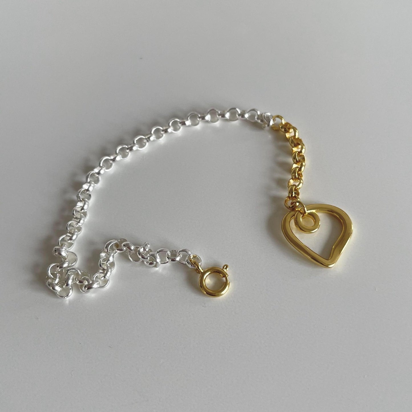 Bracciale Minimalista da Donna a Forma di Cuore in Argento Sterling S925 con Finitura Placcata
