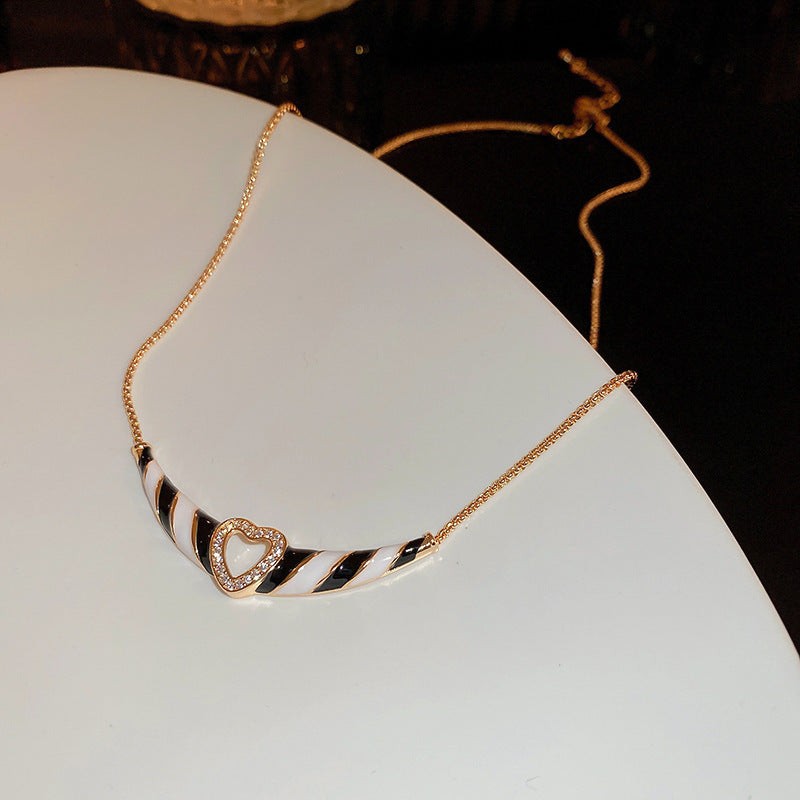 Set collana e orecchini geometrici da donna in stile vintage in lega con finitura smaltata