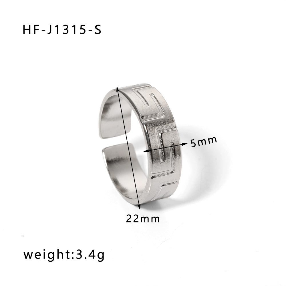 Anello da donna in acciaio inossidabile geometrico a forma di cuore, minimalista, con finitura placcata e design ispirato a una catena