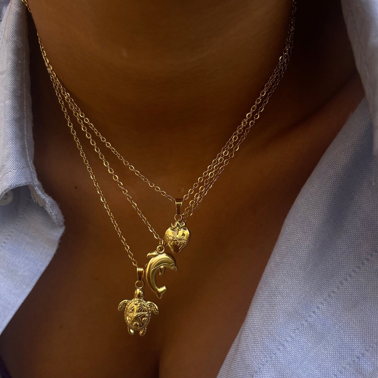 Minimalist Turtle and Dolphin Pendant Necklace in Stainless Steel with 18K Gold Plating, Ocean-Themed O-Chain Jewelry for Women