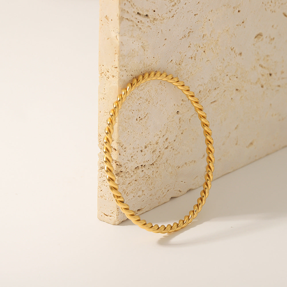 Minimalist Classic Twisted Rope Stainless Steel Bracelet for Women with 18K Gold Plating, Hypoallergenic and Fade-Resistant