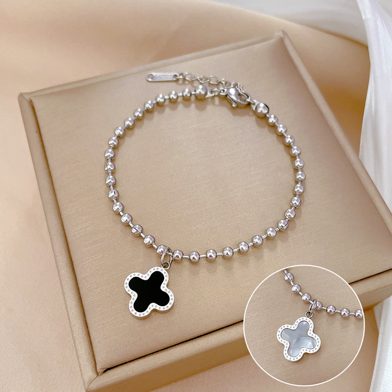 Vintage Titanium Steel Lucky Clover Beaded Bracelet for Women with Gold Plating and Wavy Texture