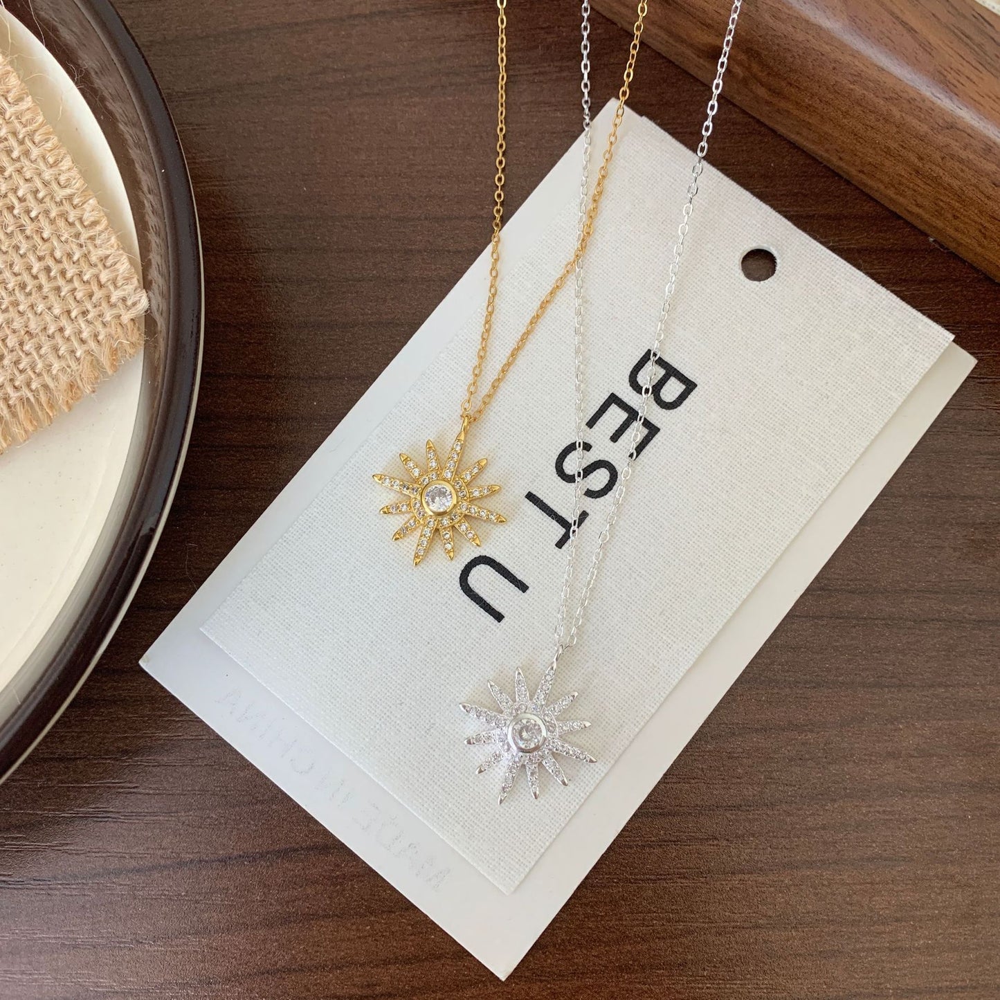 Minimalist Chic Six-Pointed Star Pendant Necklace in 925 Sterling Silver with Beaded Chain