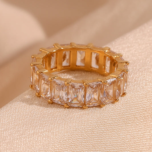 Fashionable Geometric Stainless Steel Ring with 18K Gold Plating and Micro-Paved 4A Square Zirconia for Women