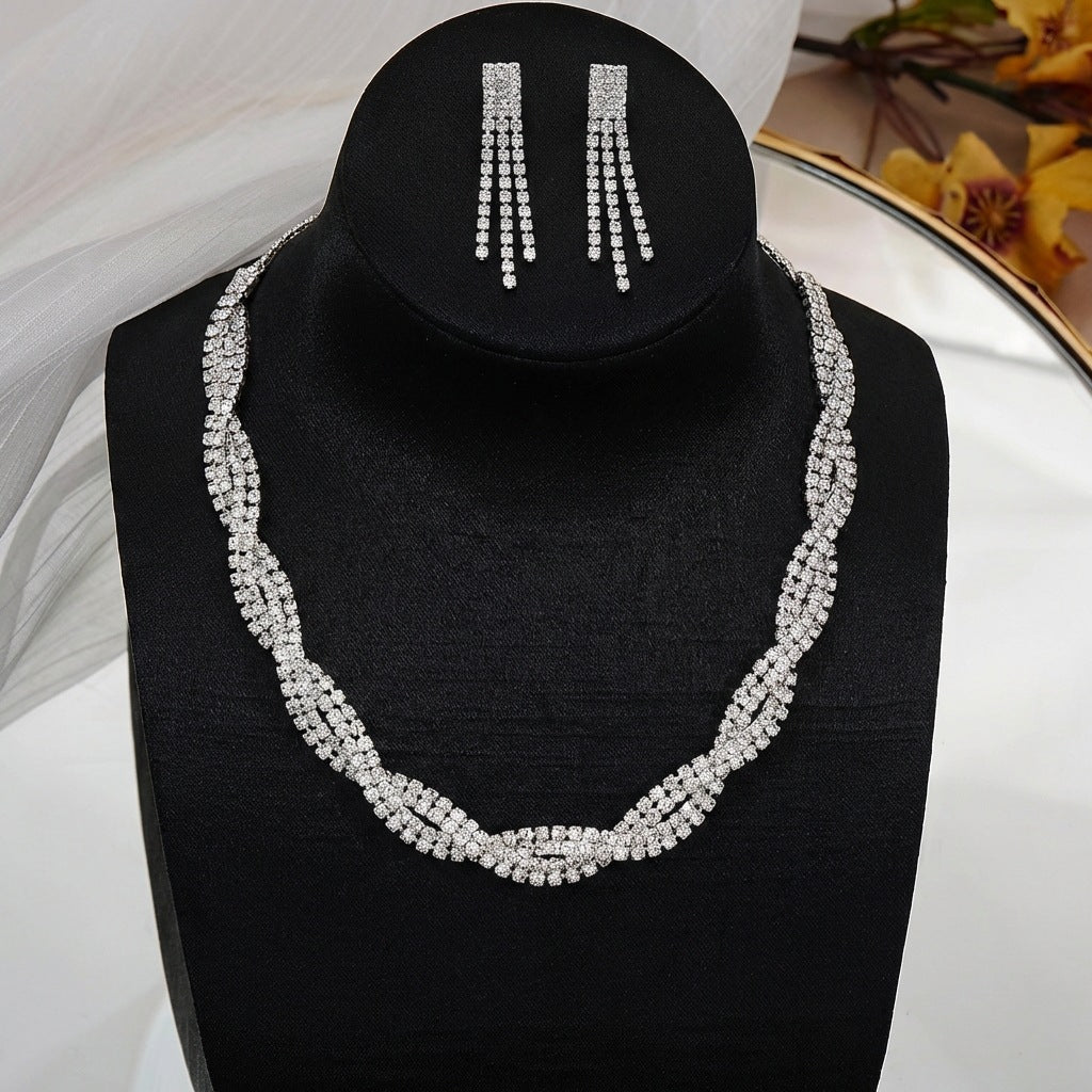 Vintage Elegant Full Rhinestone Inlaid Heart Teardrop Brass Necklace and Earring Set for Women