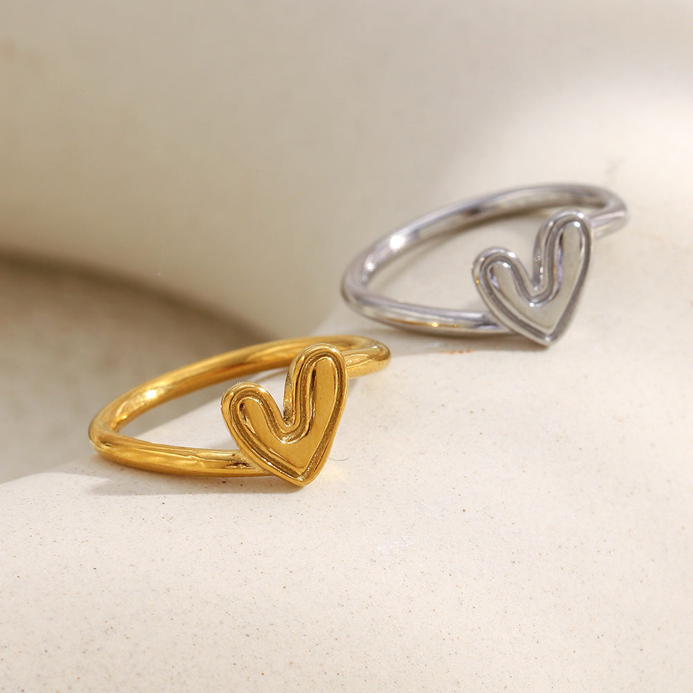 Anello Minimalista a Cuore da Donna in Acciaio Inossidabile Placcato Oro 18K